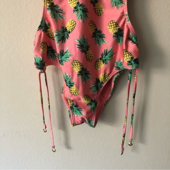 Wildfox Pineapple Cut out One Piece Swimsuit in Pink Size Medium - Picture 4 of 9